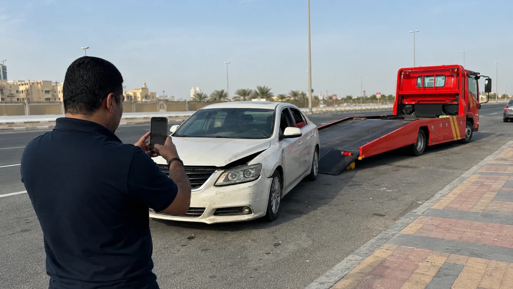 After an Accident in Jeddah: Photos and Details Before Towing